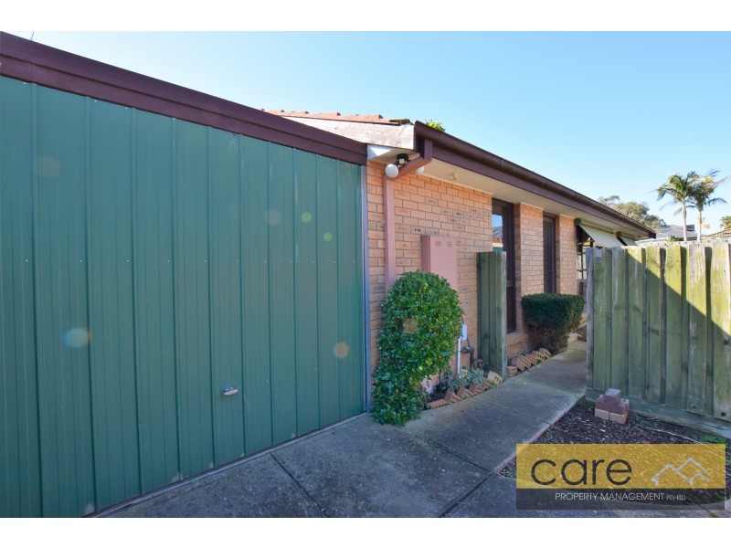 2/137 Fordholm Road, Hampton Park VIC 3976