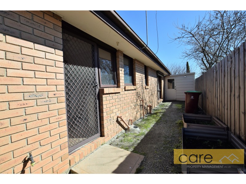 2/137 Fordholm Road, Hampton Park VIC 3976