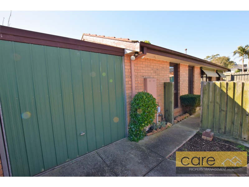2/137 Fordholm Road, Hampton Park VIC 3976