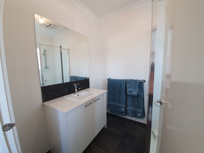 29 Oakman Way, Hampton Park VIC 3976