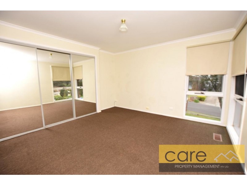 15 Meredith Crescent, Hampton Park VIC 3976