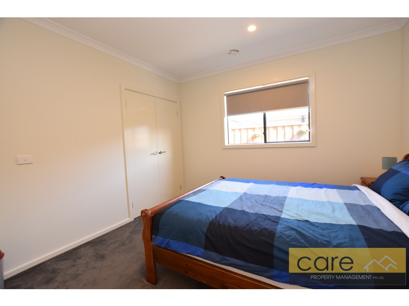 17 Butternut Drive, Lyndhurst VIC 3975