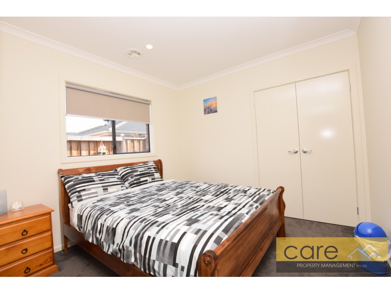 17 Butternut Drive, Lyndhurst VIC 3975