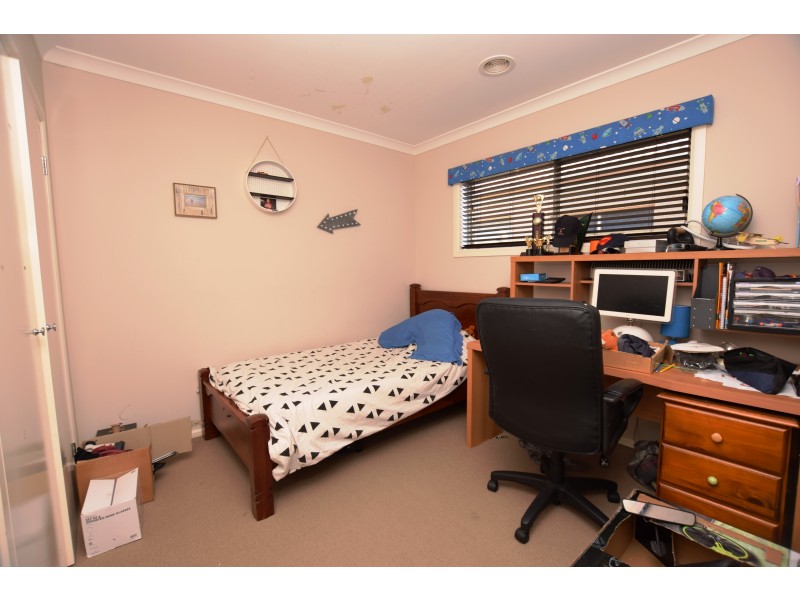 25 Gallery Way, Pakenham VIC 3810