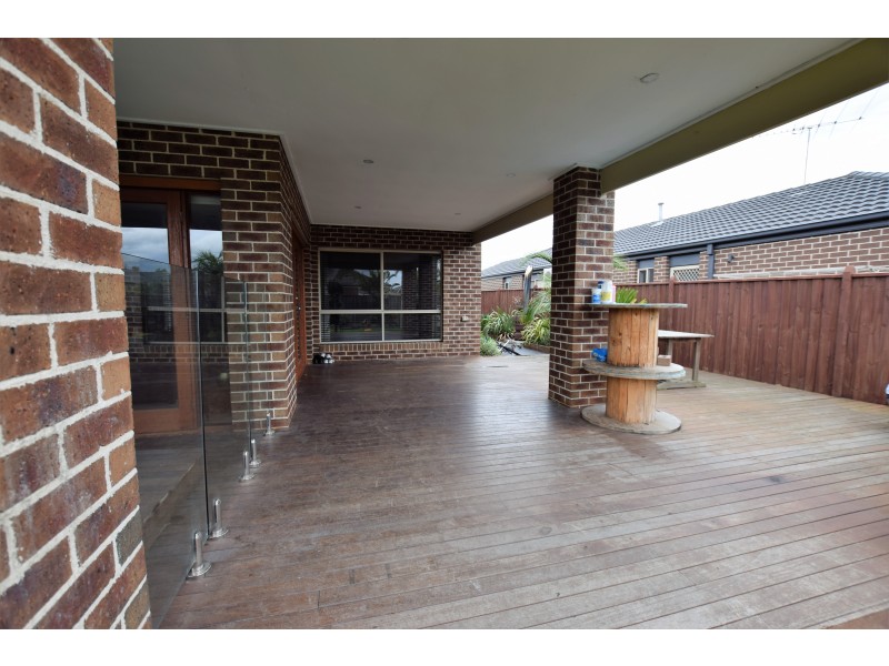 25 Gallery Way, Pakenham VIC 3810