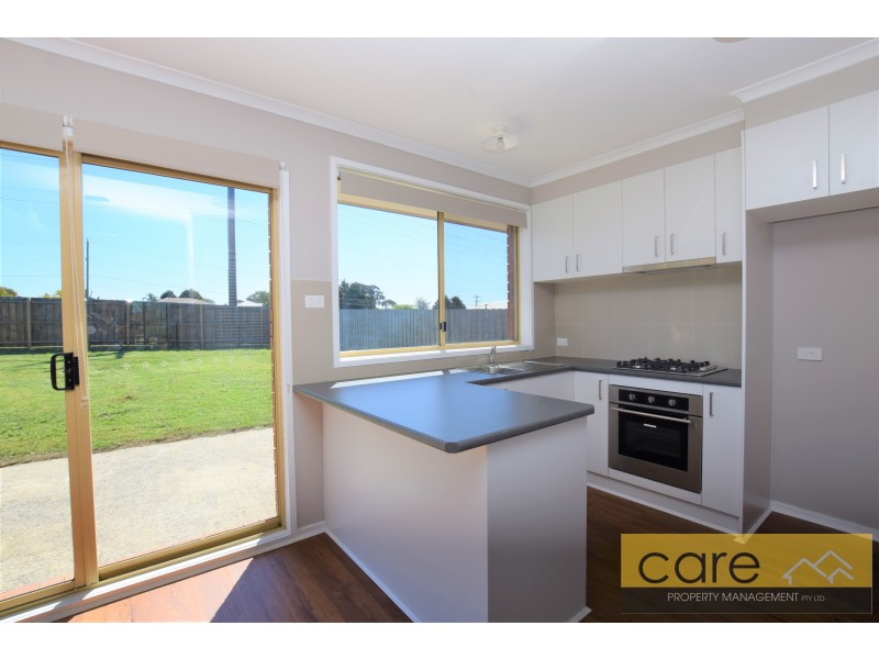 32 Justin Circuit, Hampton Park VIC 3976