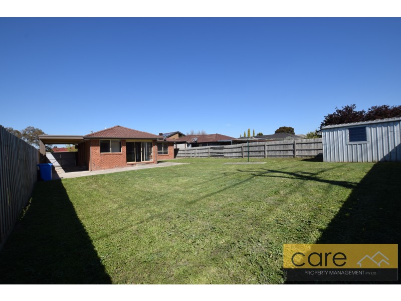 32 Justin Circuit, Hampton Park VIC 3976