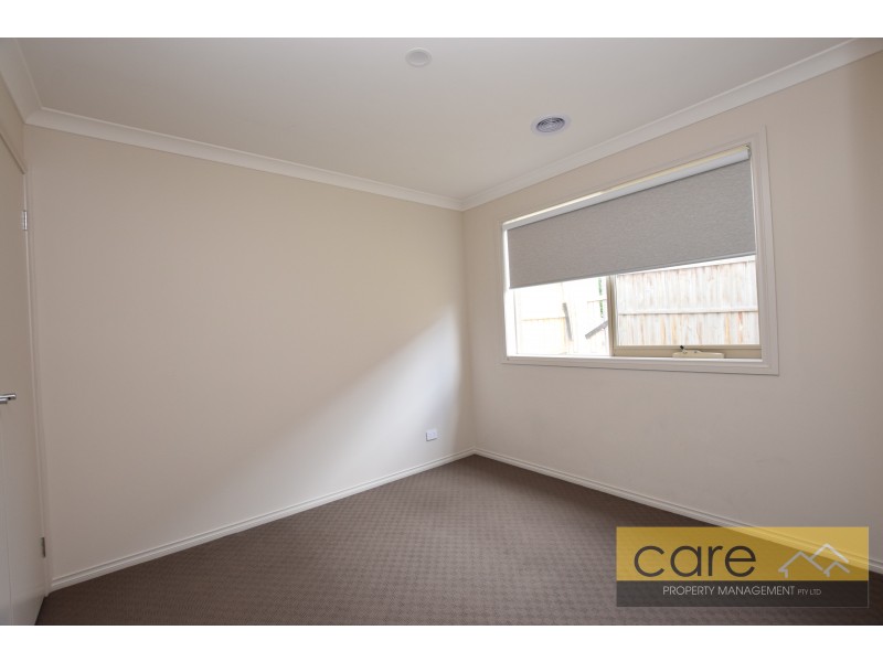 84 COCHIN DRIVE, Clyde North VIC 3978