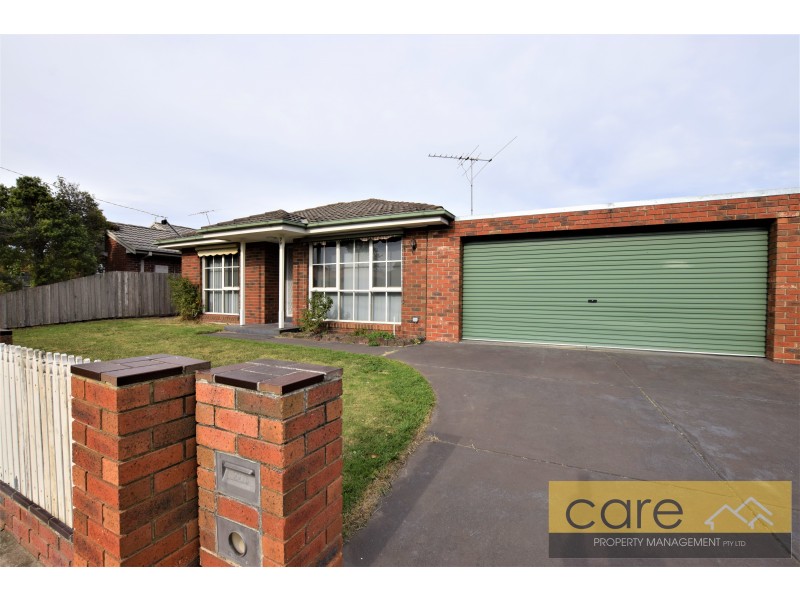 79 Strong Drive, Hampton Park VIC 3976