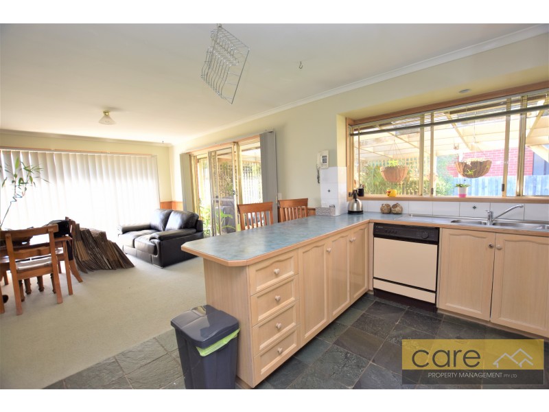 7 Lowther Court, Cranbourne North VIC 3977