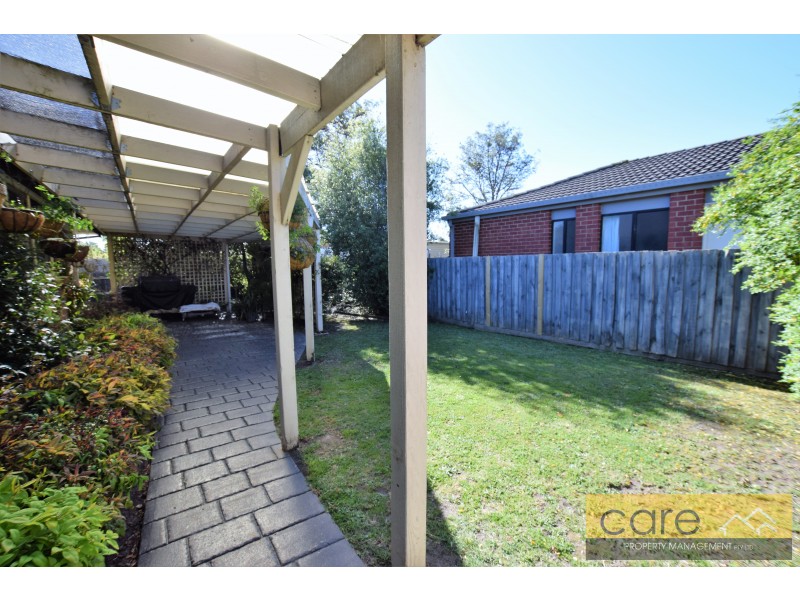 7 Lowther Court, Cranbourne North VIC 3977