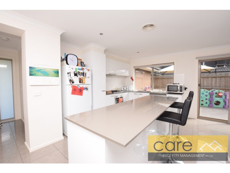 60 Banjo Circuit, Lynbrook VIC 3975