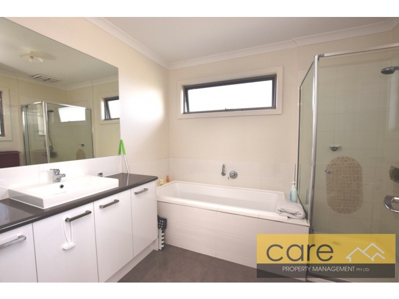 60 Banjo Circuit, Lynbrook VIC 3975