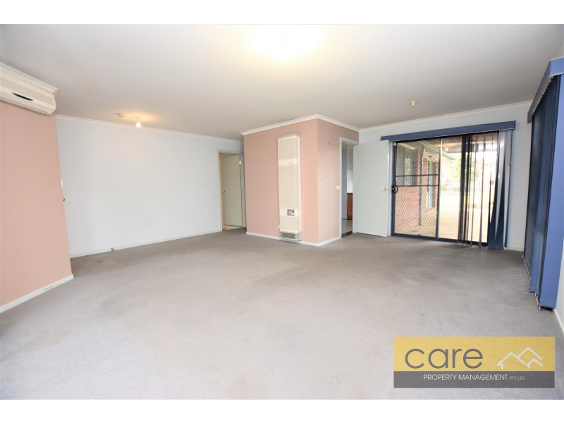 1 Helmsdale Court, Cranbourne West VIC 3977