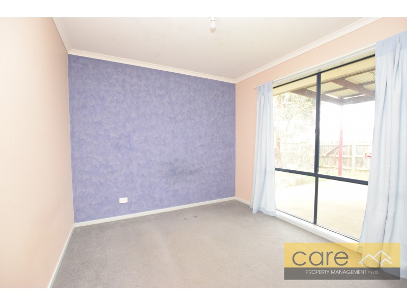 1 Helmsdale Court, Cranbourne West VIC 3977