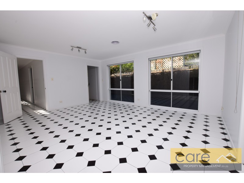 62 Avebury Drive, Berwick VIC 3806