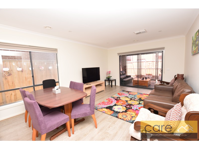 17 Butternut Drive, Lyndhurst VIC 3975