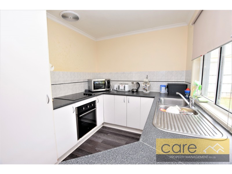 39 Dartmoor Drive, Cranbourne East VIC 3977
