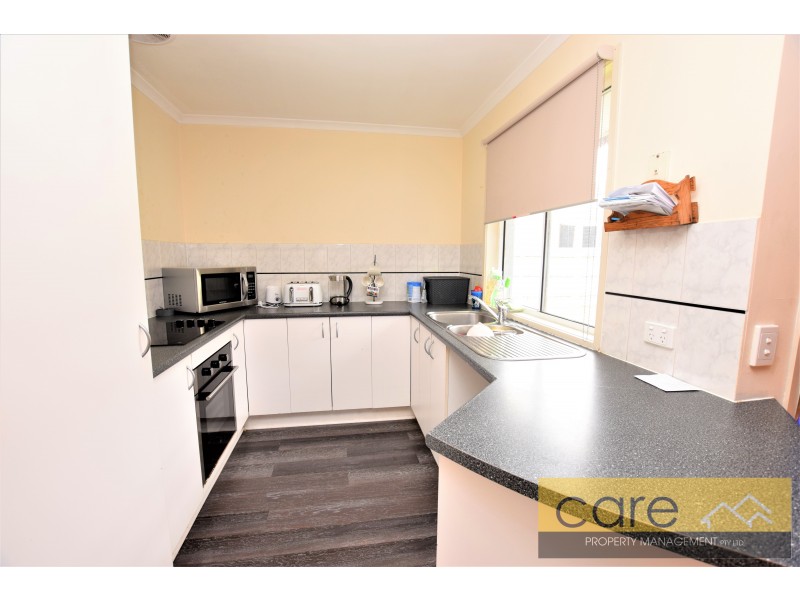 39 Dartmoor Drive, Cranbourne East VIC 3977