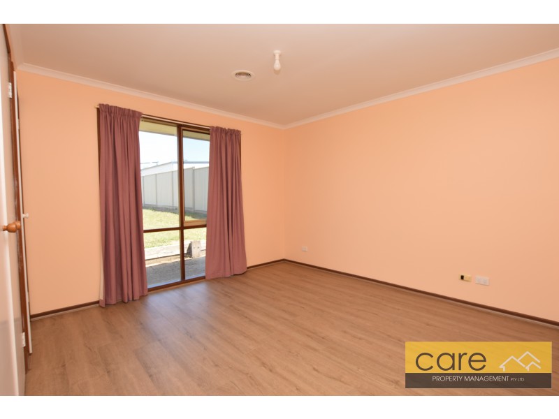 20 Claude Avenue, Hampton Park VIC 3976