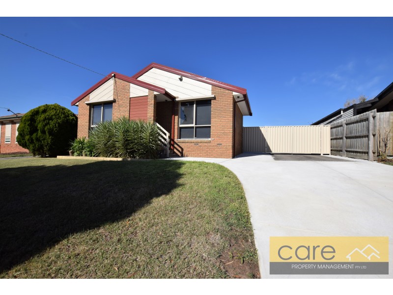 8 Kylie Court, Hampton Park VIC 3976