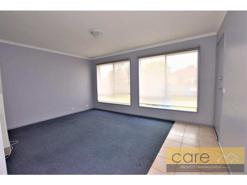 1/43 Ivan Crescent, Hampton Park VIC 3976