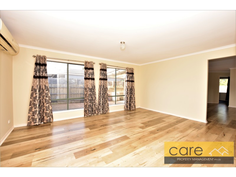 1 Charlotte Place, Cranbourne West VIC 3977