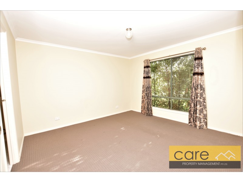 1 Charlotte Place, Cranbourne West VIC 3977