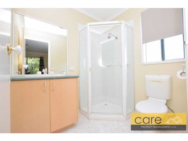 1 Charlotte Place, Cranbourne West VIC 3977