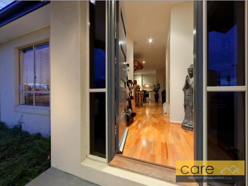 1/15 Overton Road, Seaford VIC 3198