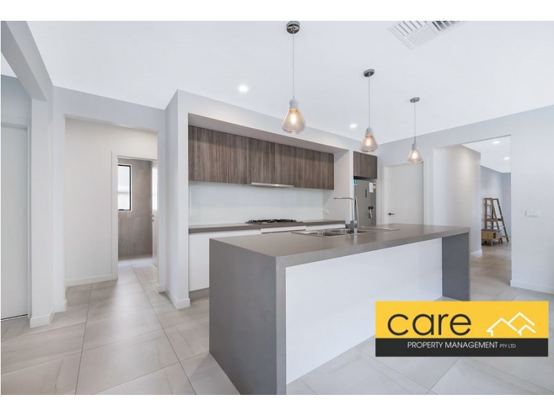 91 Deoro Parade, Clyde North VIC 3978