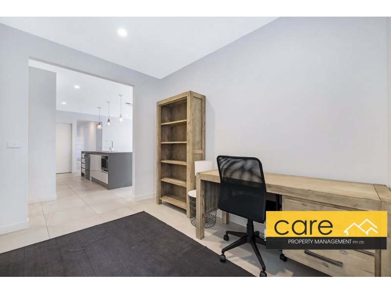 91 Deoro Parade, Clyde North VIC 3978