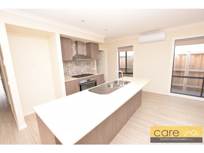 21 Satinwood Way, Lyndhurst VIC 3975