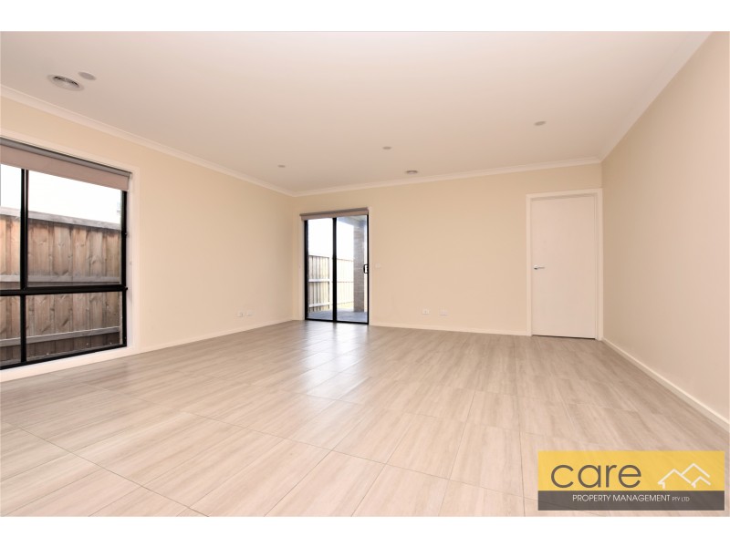 21 Satinwood Way, Lyndhurst VIC 3975