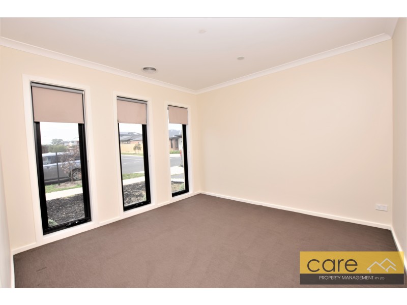 21 Satinwood Way, Lyndhurst VIC 3975