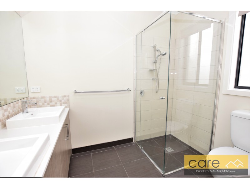21 Satinwood Way, Lyndhurst VIC 3975