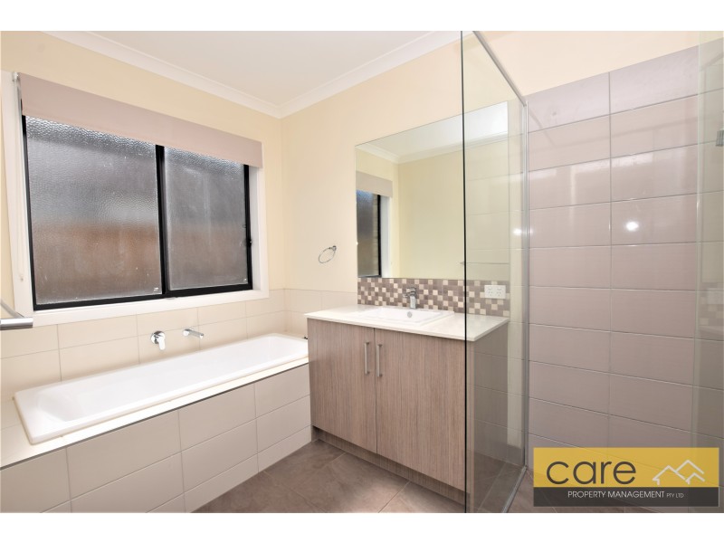 21 Satinwood Way, Lyndhurst VIC 3975