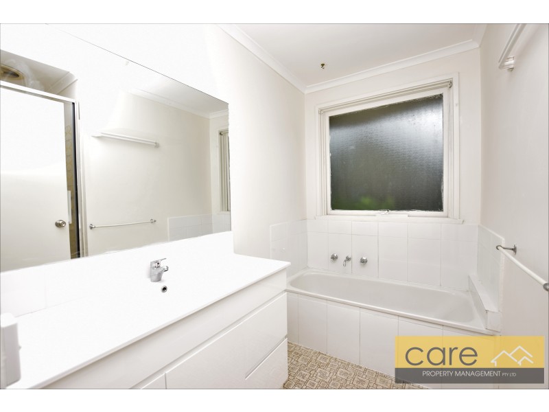 20 Sinclair Court, Hampton Park VIC 3976