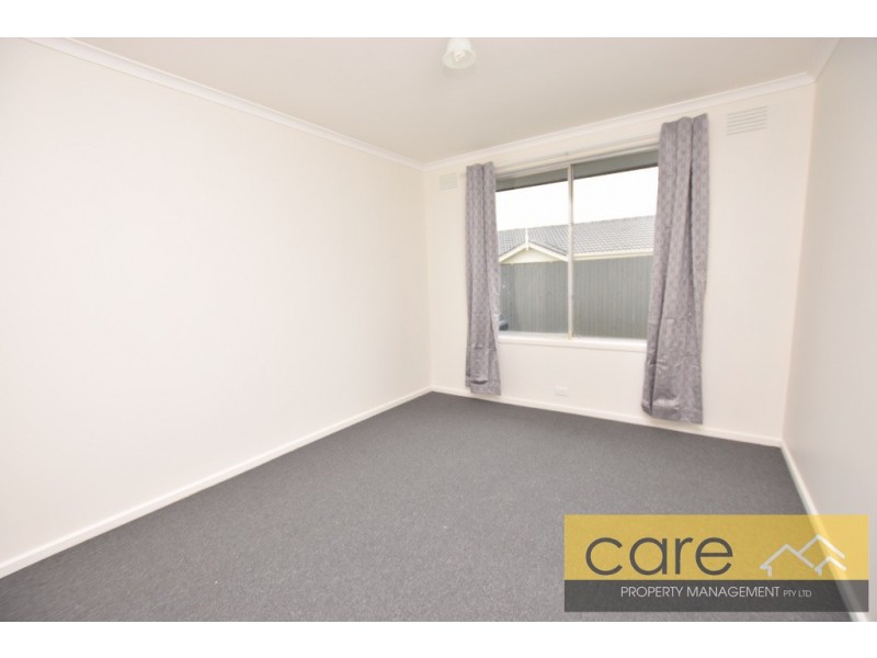 2 Sidney Street, Cranbourne VIC 3977