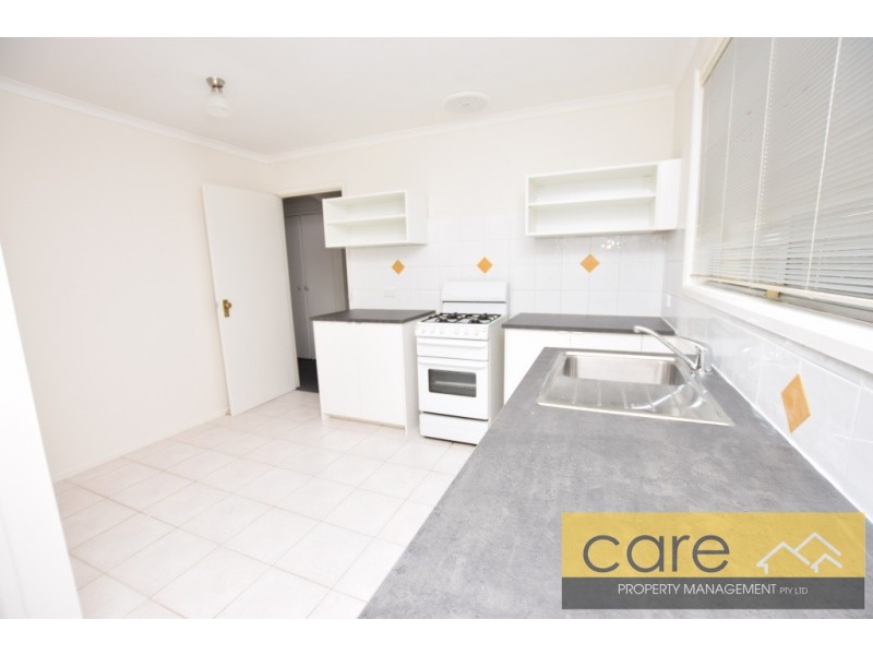 2 Sidney Street, Cranbourne VIC 3977