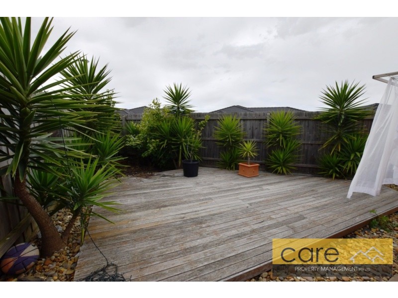 6 Rahni Close, Narre Warren VIC 3805