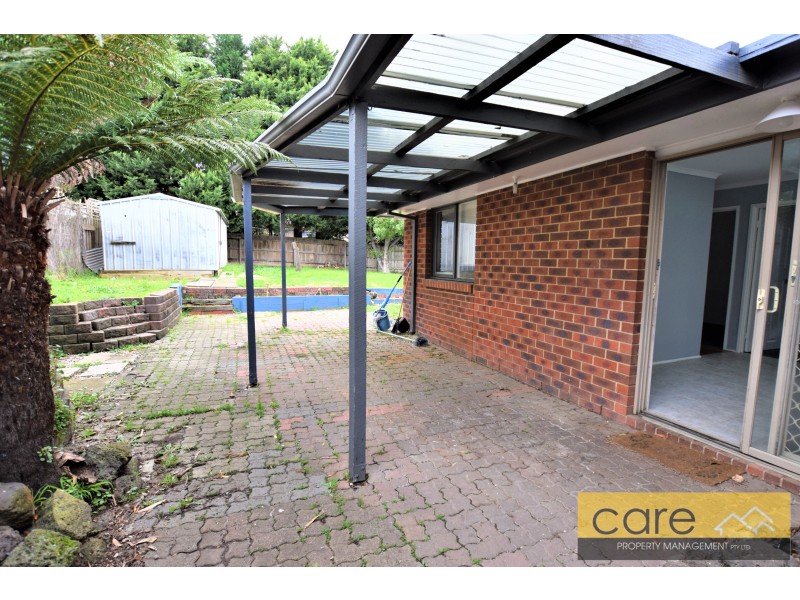 8 Edith Rise, Hampton Park VIC 3976