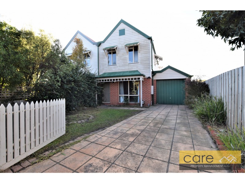 8 Mary Court, Mornington VIC 3931