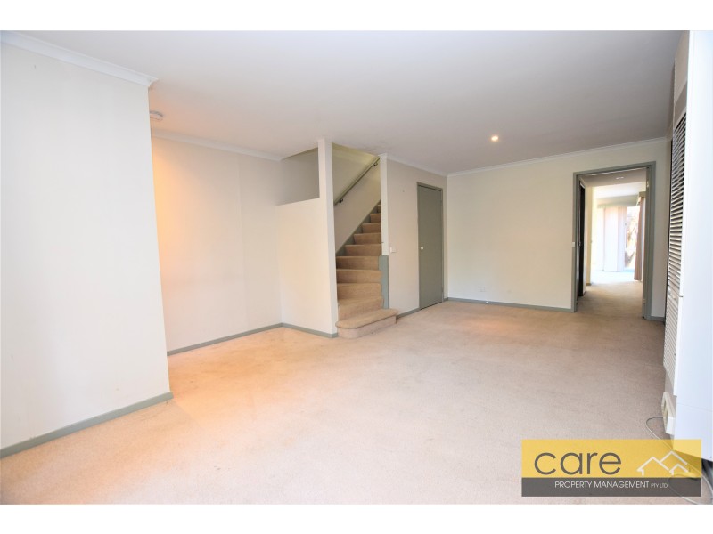 8 Mary Court, Mornington VIC 3931