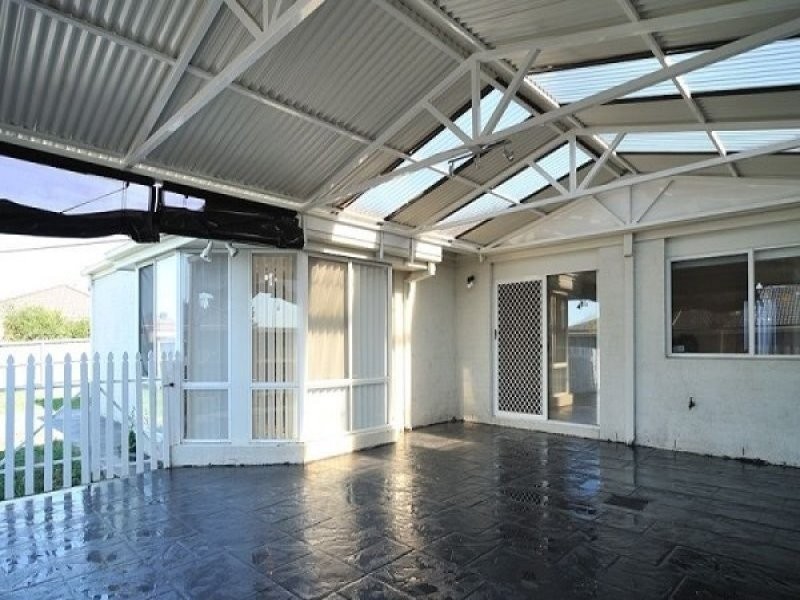 10 Hadley Circle, Narre Warren South VIC 3805