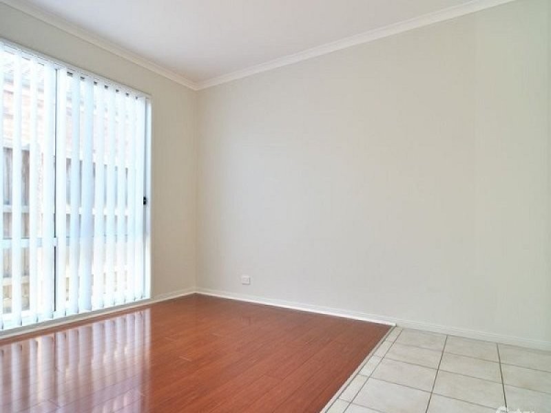 10 Hadley Circle, Narre Warren South VIC 3805