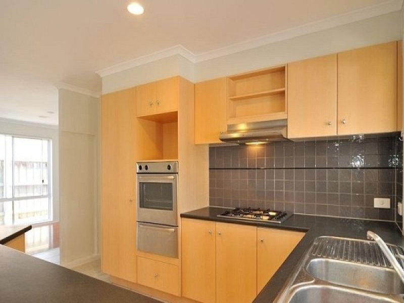 10 Hadley Circle, Narre Warren South VIC 3805