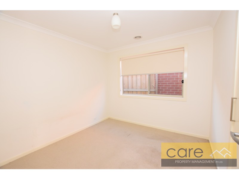 74 Bona Vista Rise, Clyde VIC 3978