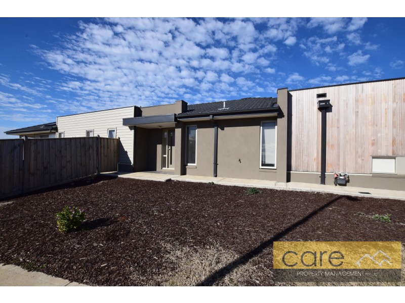 74 Bona Vista Rise, Clyde VIC 3978