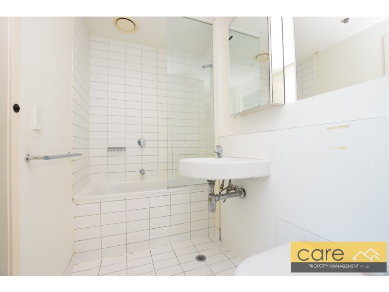 1011/620 Collins Street, Melbourne VIC 3000